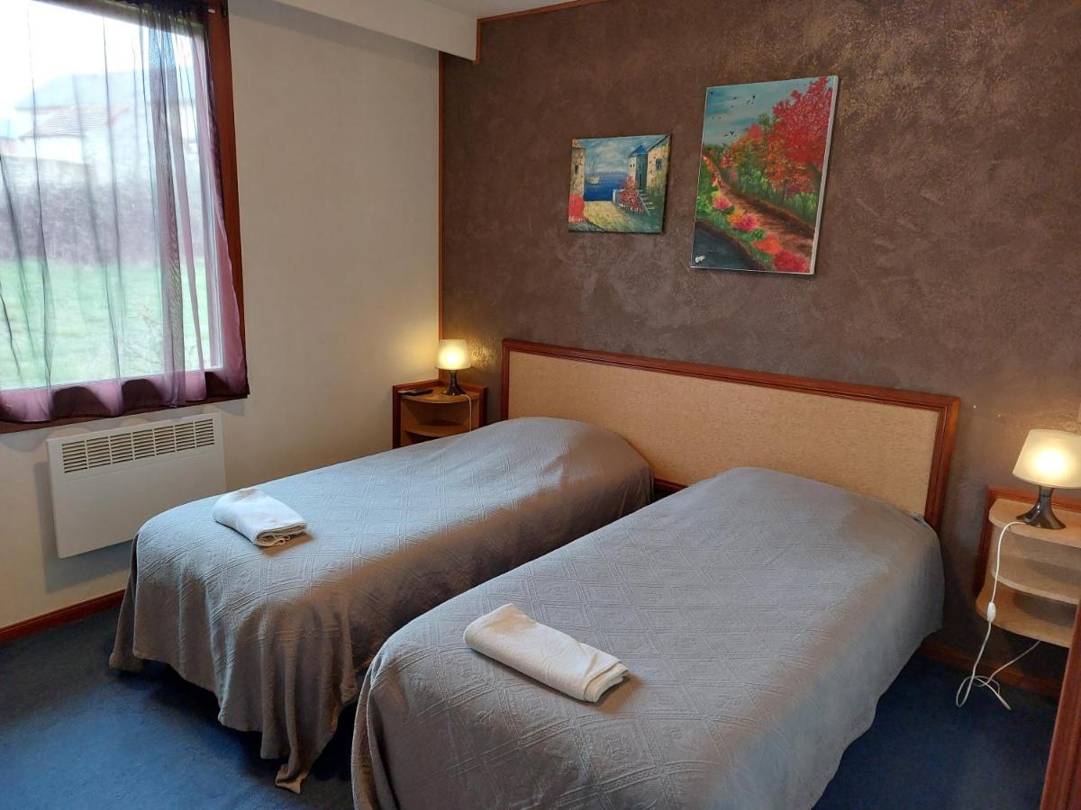 Le Magiot Hotel Montliot-et-Courcelles Buitenkant foto