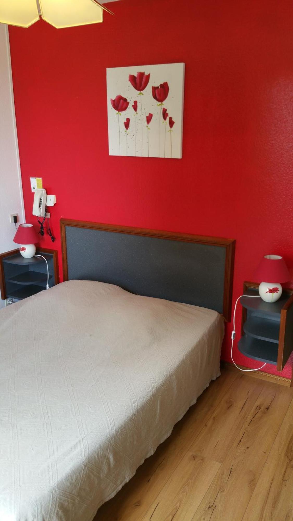 Le Magiot Hotel Montliot-et-Courcelles Kamer foto