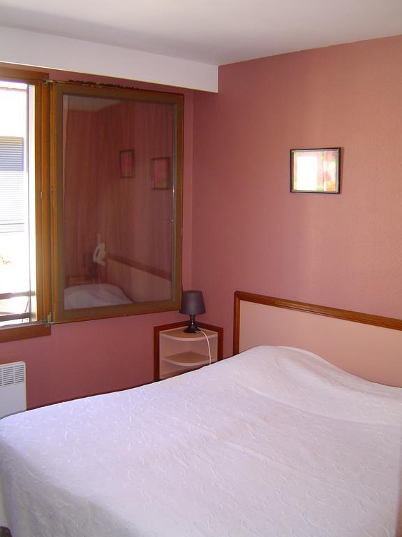 Le Magiot Hotel Montliot-et-Courcelles Buitenkant foto